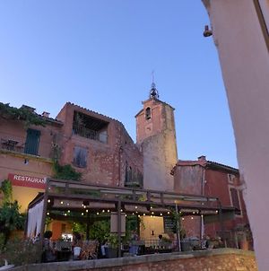 Maison D'Hotes Une Hirondelle En Provence Roussillon en Isere Exterior photo