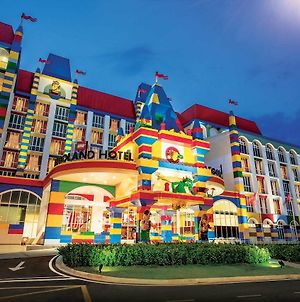 Legoland Malaysia Hotel Τζόχορ Μπάχρου Exterior photo