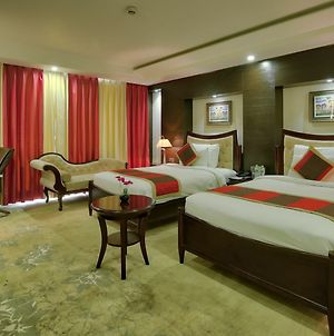 Polo Inn & Suites Τζαϊπούρ Exterior photo