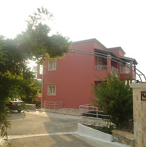 Villa Bambas Καρουσάδες Exterior photo