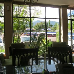 Baron Hotel Kuah Exterior photo