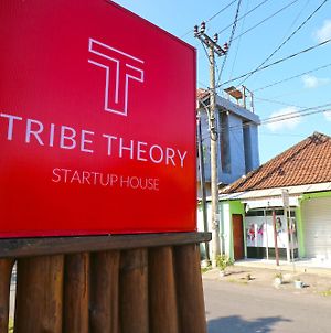 Tribe Theory - Startup House Ξενοδοχείο Kuta Lombok Exterior photo
