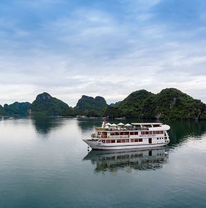 Maya Halong Cruises Χα Λονγκ Exterior photo