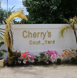 Cherrys Courtyard Ξενοδοχείο Puerto Princesa Exterior photo