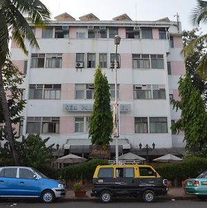 Sea Palace Hotel - Near Gateway Of India Βομβάη Exterior photo