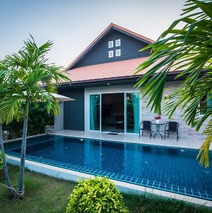 The Ville Deluxe Modern Pool Villa Pattaya Exterior photo