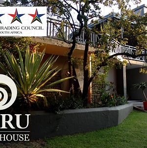 Koru Guesthouse Pretoria-Noord Exterior photo