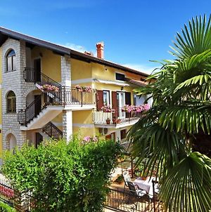 Apartments And Rooms Branka Novigrad Istria Exterior photo