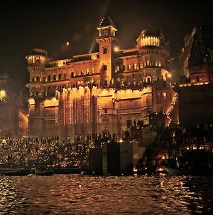 Brijrama Palace, Varanasi - By The Ganges Exterior photo