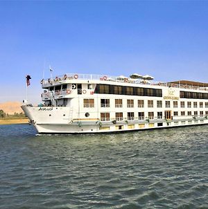 Jaz Crown Jubilee Nile Cruise - Every Saturday From Luxor For 07 & 04 Nights - Every Wednesday From Aswan For 03 Nights Ξενοδοχείο Exterior photo