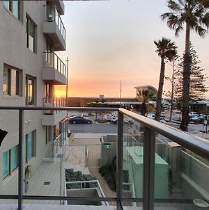 Sandcastles Beachfront ☆ Luxury Retreat Apartment Περθ Exterior photo
