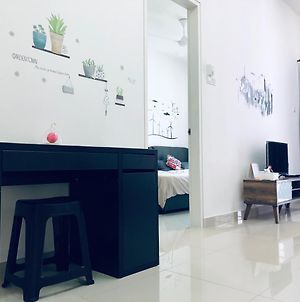 Cozysoho-Cyberjaya,Netflix Provided,Fit 5Pax Διαμέρισμα Exterior photo
