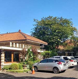 Hotel Bumi Asih Μπαντούνγκ Exterior photo