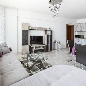 Next To Gondola. Cosy & Elegant 2 Bedroom Apartment In Neon Complex Μπάνσκο Exterior photo