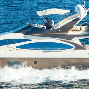 Medusa Azimut 68Ft Luxury Yacht Πειραιάς Exterior photo