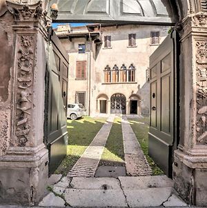 Bright Apartments Verona - Cattaneo Historical Βερόνα Exterior photo