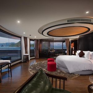 Scarlet Pearl Cruises Ξενοδοχείο Χα Λονγκ Exterior photo