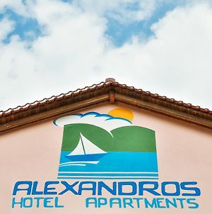 Alexandros Hotel Apartments Βουρβουρού Exterior photo