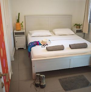 Florentine Backpackers Hostel - Ages 18-55 Τελ Αβίβ Room photo