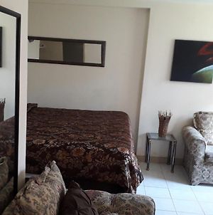 One Bed Room Apartment & One Studio In Ochi Rios Ότσο Ρίος Exterior photo