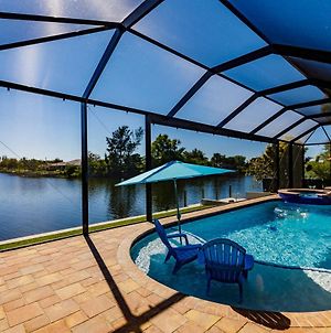 Scenic Water View, 2 Master Suites With Direct Pool Access - Villa Casa Amarilla Κέιπ Κόραλ Exterior photo