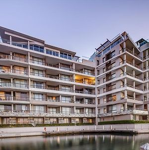 Canal Quays Luxury Apartments Κέιπ Τάουν Exterior photo