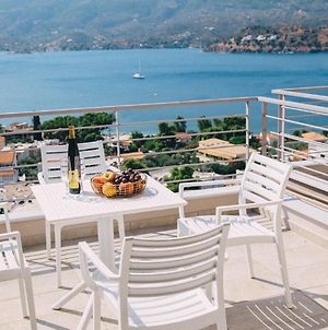 Kalavria Luxury Suites - Magnificent Sea View Of Poros Πόρος Exterior photo