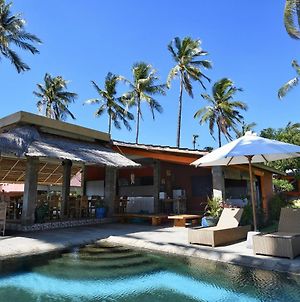 Pebble & Fins Bali Dive Resort Tulamben Exterior photo