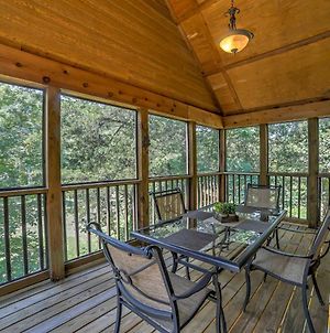 Cozy Branson West Cabin With Resort-Style Amenities! Exterior photo