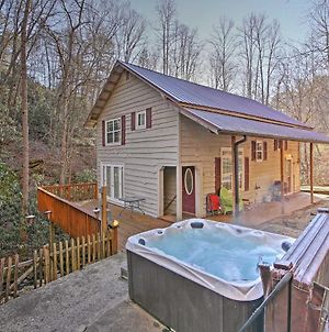 Bryson City Cottage With Hot Tub And Waterfall Views! Exterior photo