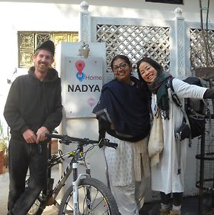 Nadya Homestay For Female & Family Τζαϊπούρ Exterior photo