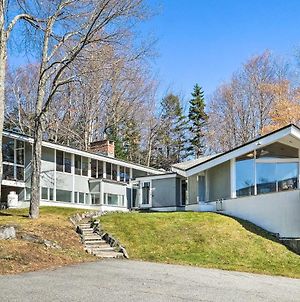 Pristine West Dover Home With Deck And Mountain Views! Exterior photo