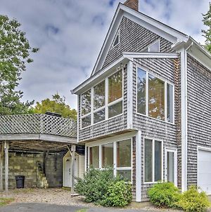 Charming Hyannis Home With Deck, 0 2 Mi To The Beach Exterior photo