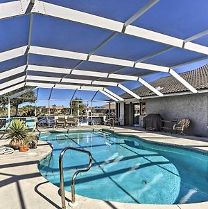 Canalfront Cape Coral Home With Pool And Dock! Exterior photo