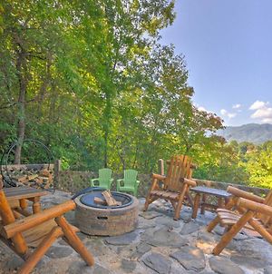 Beautiful Bryson City Home With Hot Tub And Mtn Views! Exterior photo
