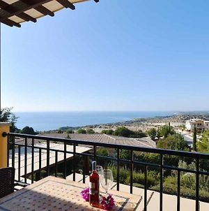 1 Bedroom Apartment Pyrgos With Beautiful Sea And Sunset Views, Aphrodite Hills Resort Κούκλια Exterior photo