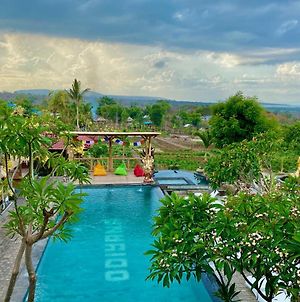 Odiyana Bali Retreat Ξενοδοχείο Banyuwedang Exterior photo