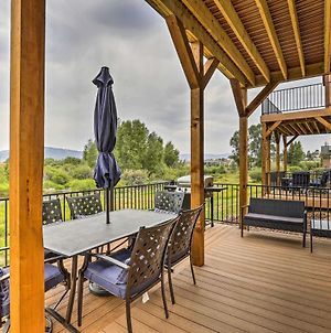 Riverfront Granby Vacation Rental With Deck! Exterior photo