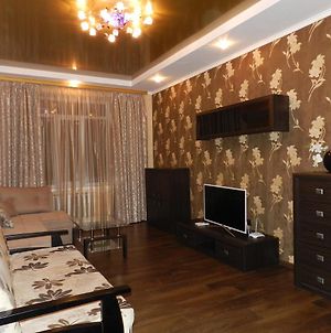 2-Room Luxury Apartment 60M2 On Stalevarov Street 3, By Grandhome Zaporizhia Exterior photo
