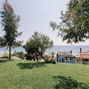 Borealis Sea Side Villa, Moudania Νέα Μουδανιά Exterior photo