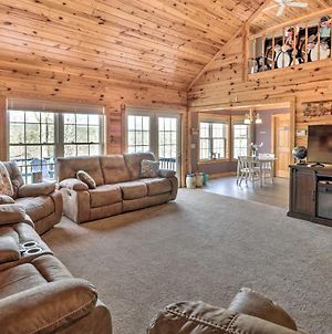 Lakefront Hot Springs Retreat With Deck And Boat Dock! Βίλα Hot Springs Village Exterior photo