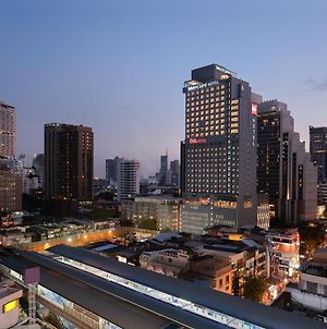 Mercure Bangkok Sukhumvit 24 Ξενοδοχείο Exterior photo