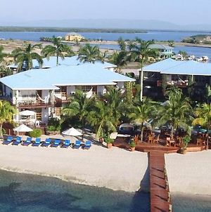 Chabil Mar Luxury Villas - Guest Exclusive Beach Resort Placencia Exterior photo