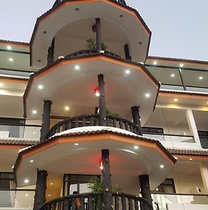 La Capannina Hotel Patong Exterior photo