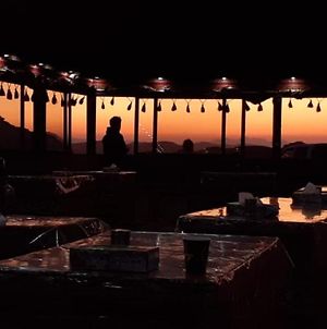 Desert Bedouin Camp Ξενοδοχείο Ουάντι Ραμ Exterior photo
