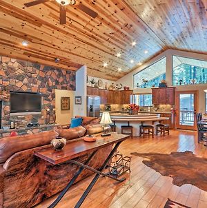 Lavish Cabin With Deck Less Than 3 Mi To Pinetop Country Club Indian Pine Exterior photo