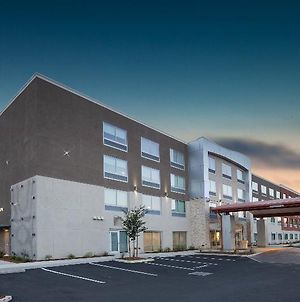 Holiday Inn Express And Suites Chico, An Ihg Hotel Exterior photo