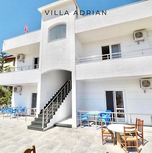 Villa Adrian Εξαμίλιο Exterior photo