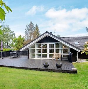 6 Person Holiday Home In V Ggerl Se Bøtø By Exterior photo